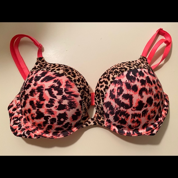 Victoria Secret “Bombshell Bras” - Picture 2 of 8